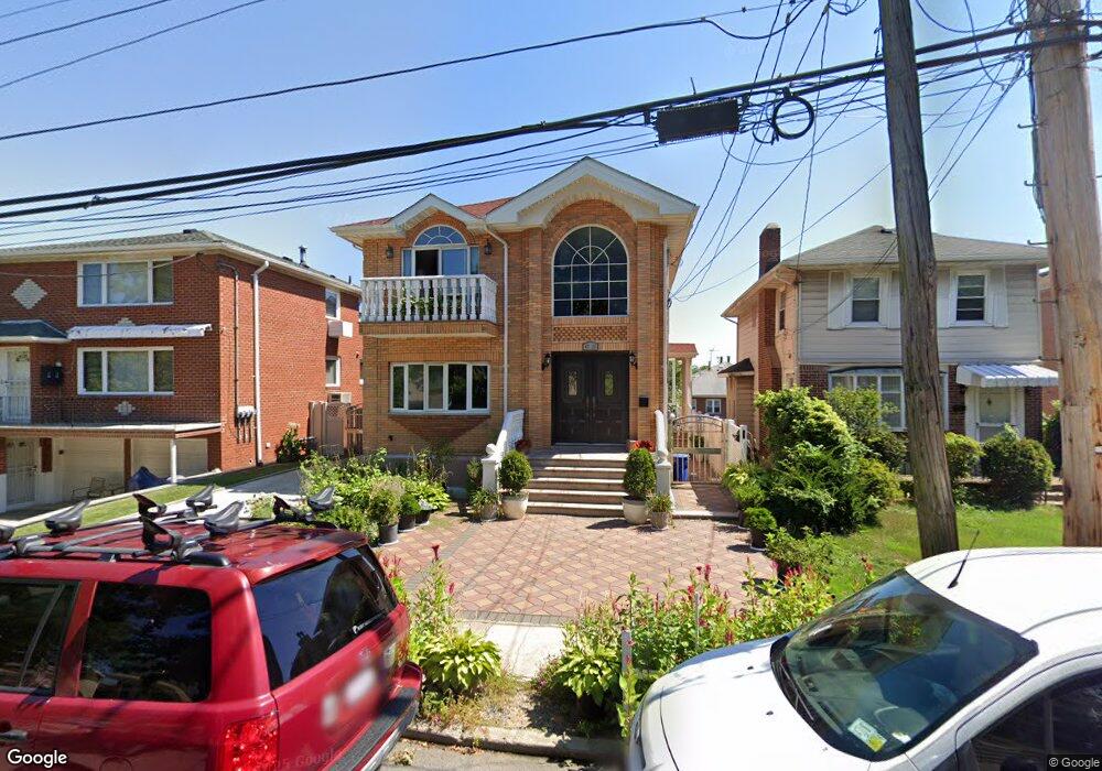 4315 222nd St unit 2nd Fl, Bayside, NY 11361 - photo 1