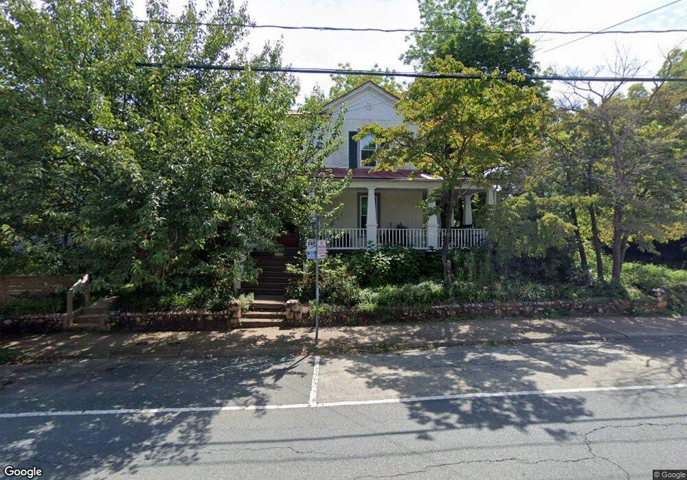 602 Locust Ave, Charlottesville, VA 22902 - photo 1
