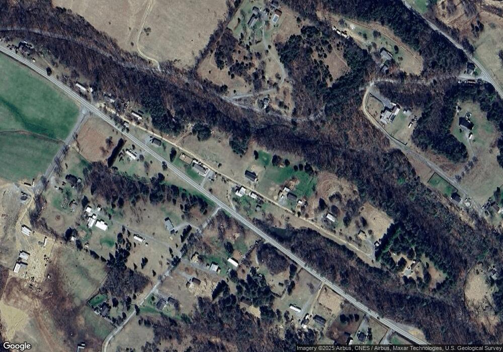 434 Arnold Dr, Hedgesville, WV 25427 - photo 1