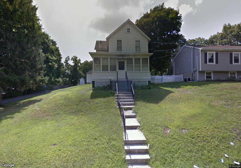 8 Emmott Place, Poughkeepsie, NY 12601 - photo 1