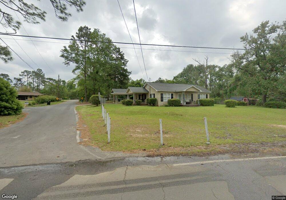 908 Walker St W, Douglas, GA 31533 - photo 1