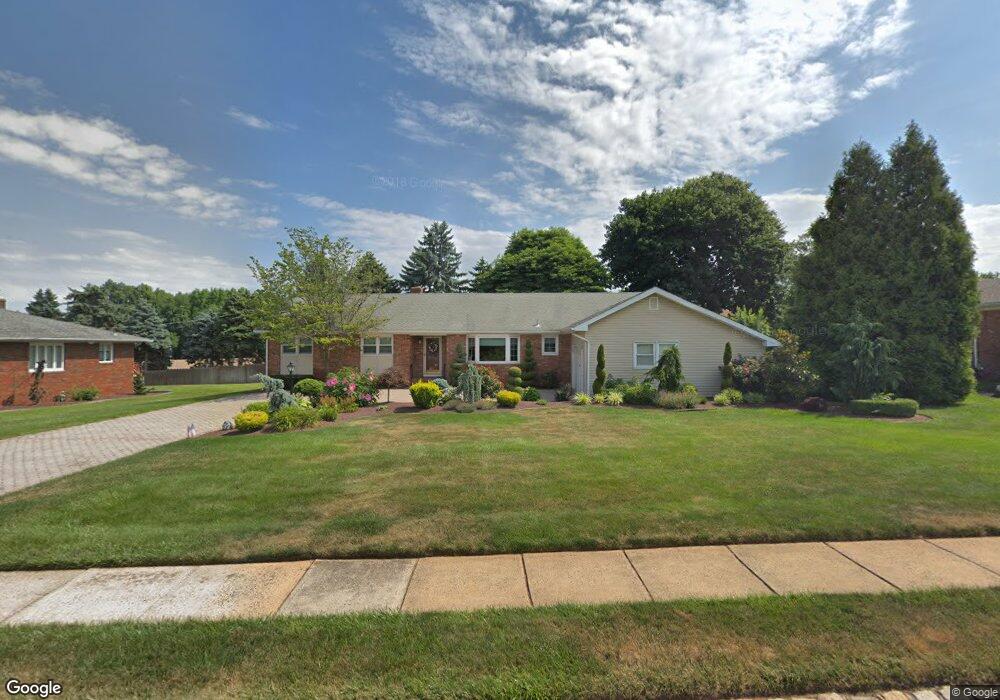 32 Ayers Ln, Clark, NJ 07066 - photo 1