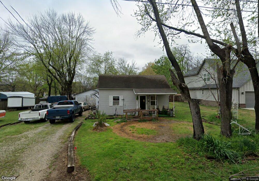 108 N Summit St, Prairie Grove, AR 72753 - photo 1