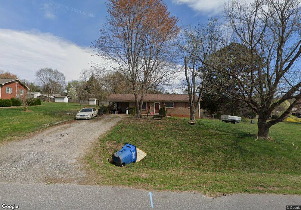 134 Hemingway Ln, Statesville, NC 28625 - photo 1