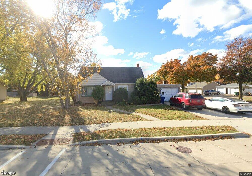 201 Elm St, Combined Locks, WI 54113 - photo 1