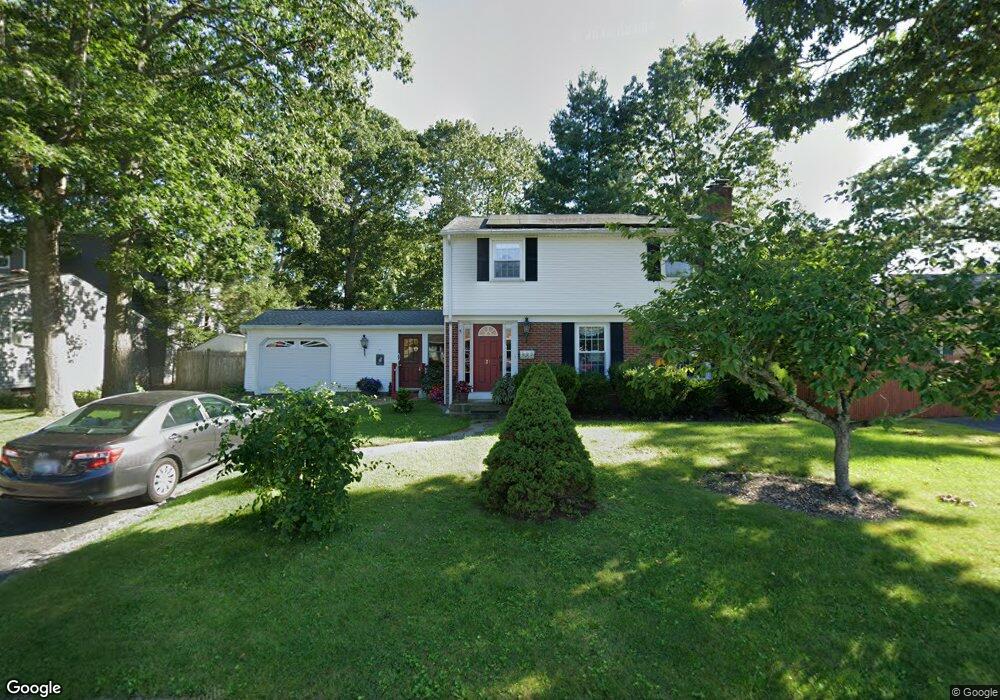 21 Circle Dr, Riverside, RI 02915 - photo 1