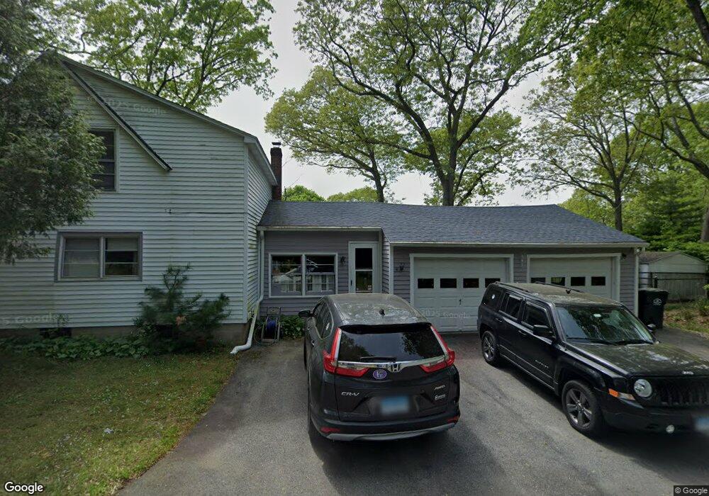 22 Bluff Rd, Gales Ferry, CT 06335 - photo 1