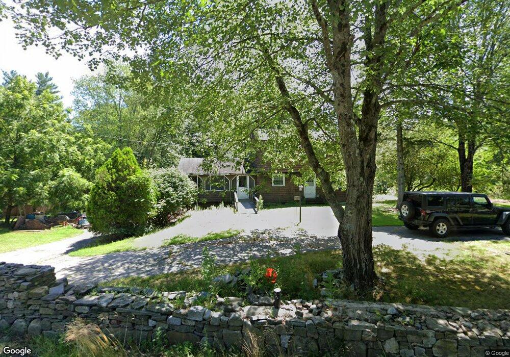 136 Baboosic Lake Rd, Merrimack, NH 03054 - photo 1