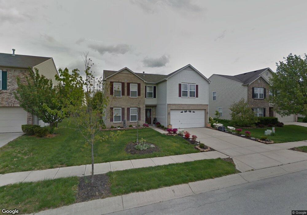 10279 Brushfield Ln, Fishers, IN 46037 - photo 1