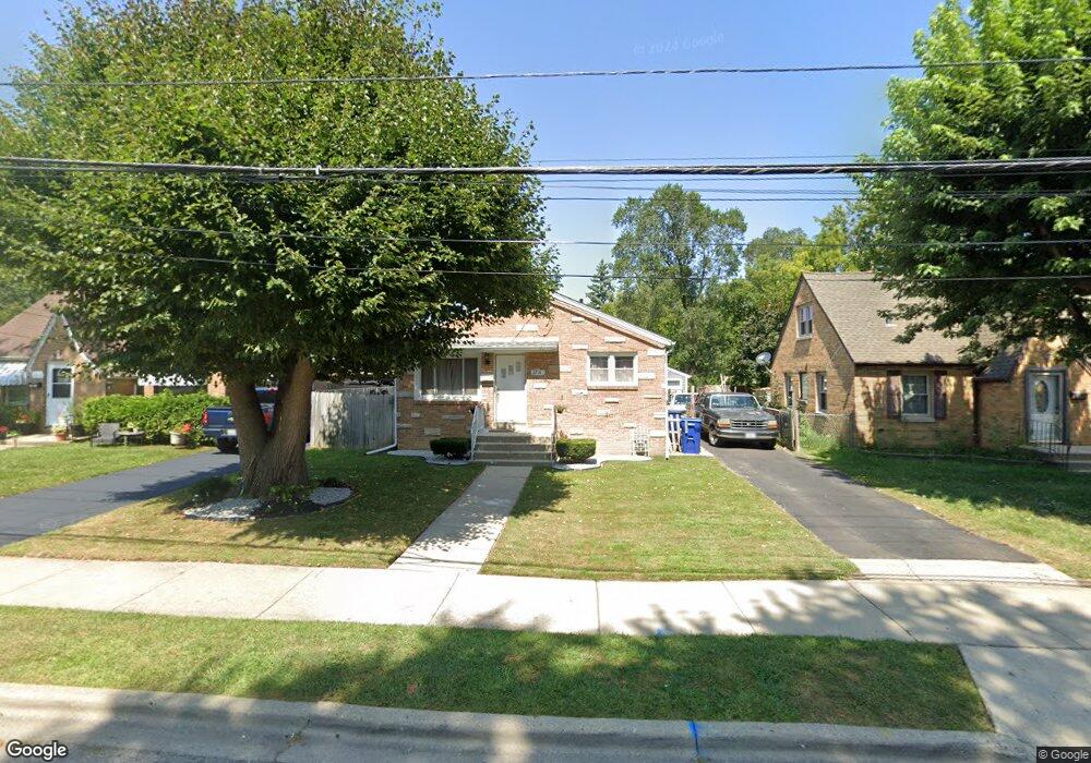 2214 Catalpa St, Waukegan, IL 60085 - photo 1