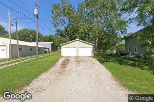 203 S Pine St, Skidmore, MO 64487