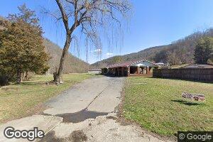 38 Lower Pigeon Rd, Ashcamp, KY 41512