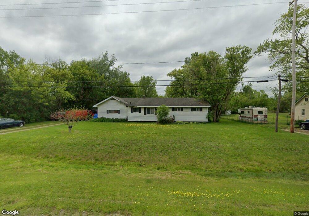 5069 W Coldwater Rd, Flint, MI 48504 - photo 1