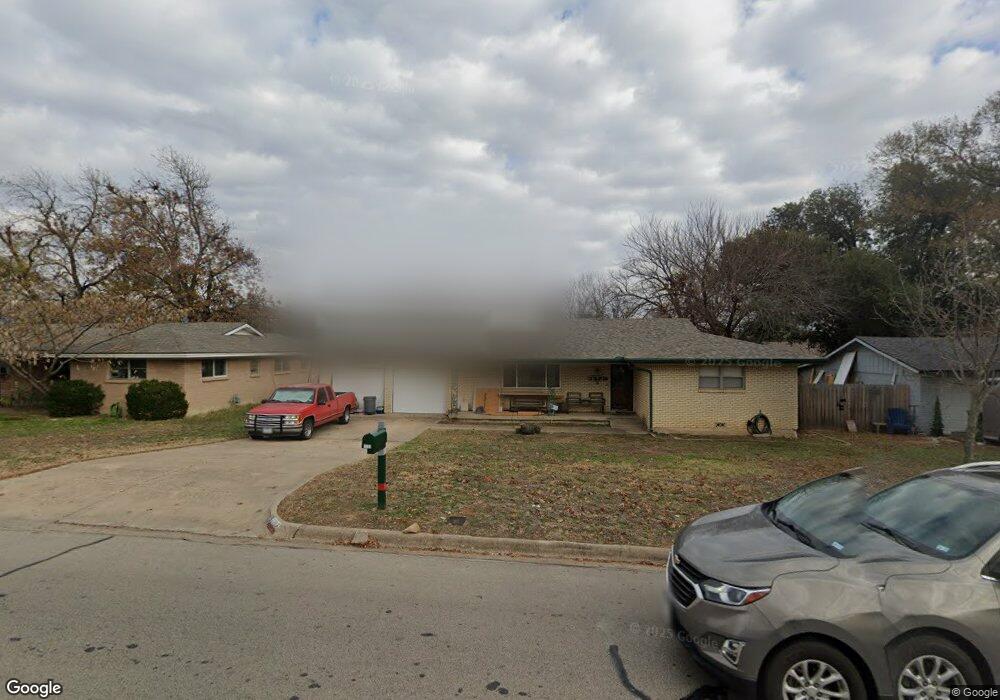 1212 Hurstview Dr, Hurst, TX 76053 - photo 1