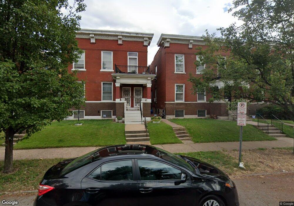 4528 Athlone Ave, Saint Louis, MO 63115 - photo 1