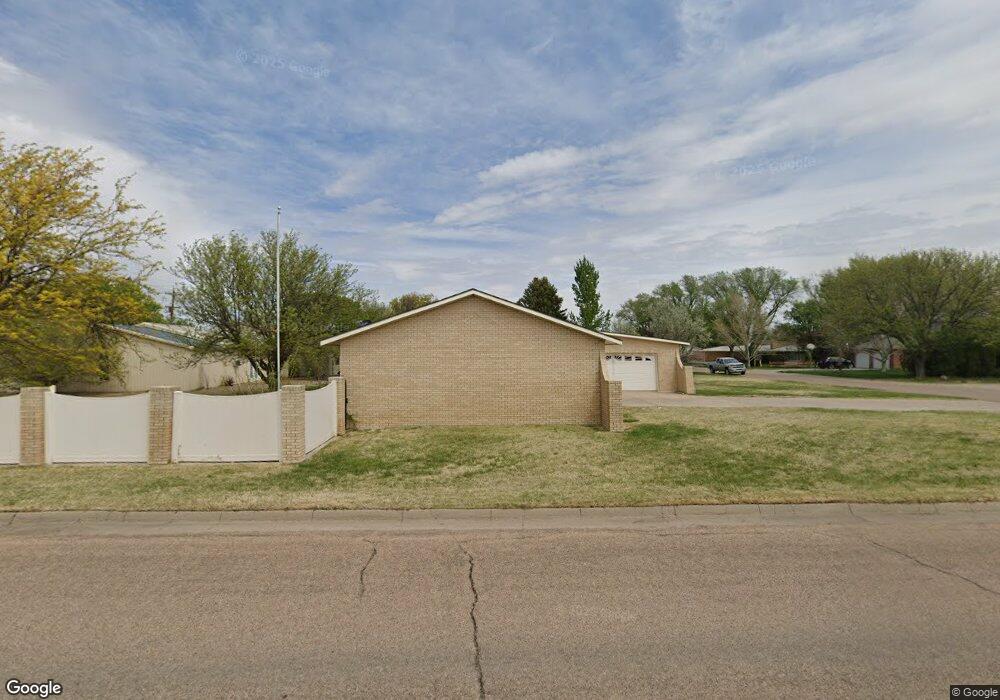 1207 S Monroe St, Hugoton, KS 67951 - photo 1