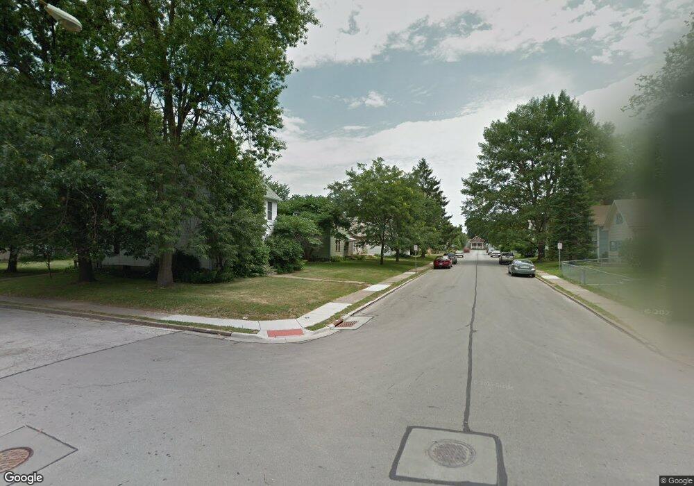 1402 Fillmore St, Davenport, IA 52804 - photo 1