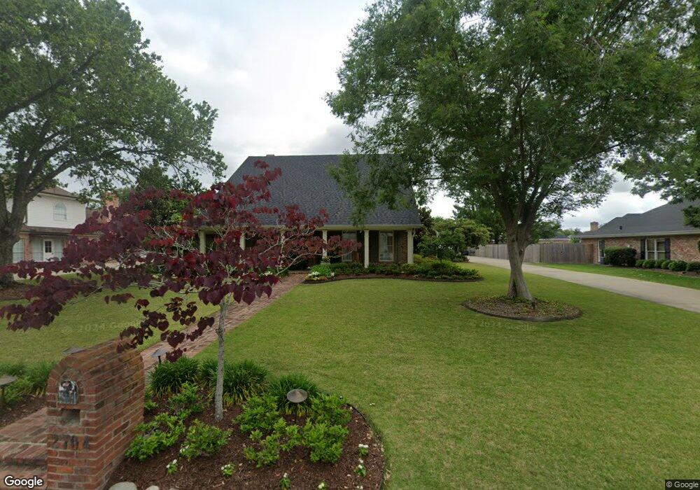 2704 Nottoway Ln, Lake Charles, LA 70605 - photo 1