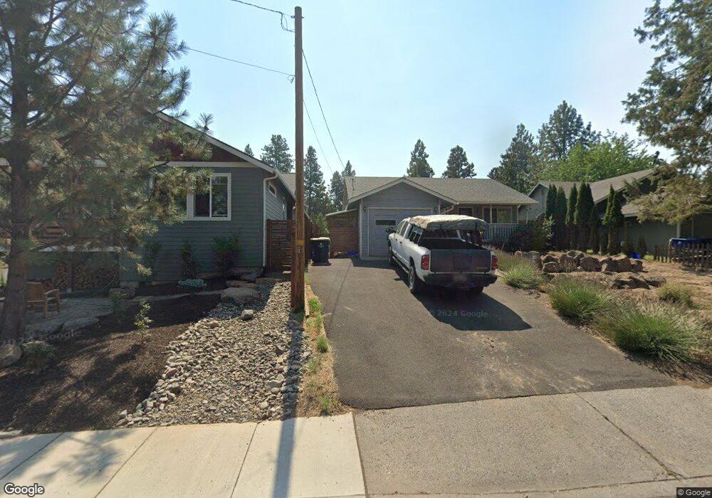 1195 NE Franklin Ave, Bend, OR 97701 - photo 1
