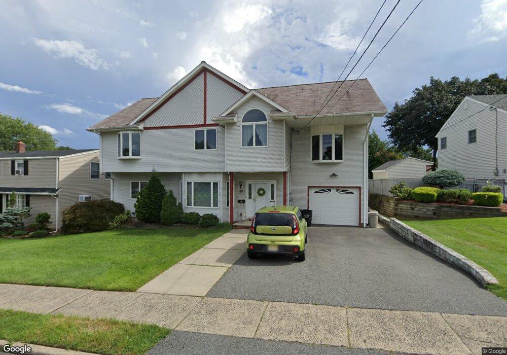 38 Leonhardt Ct, Saddle Brook, NJ 07663 - photo 1