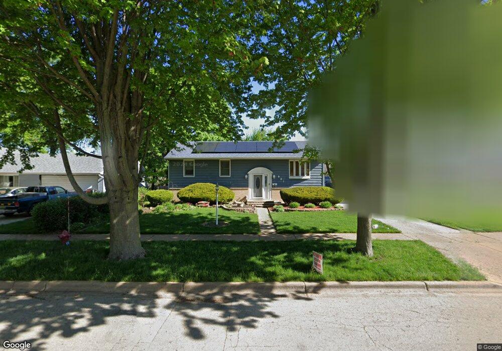 921 Upper Brandon Dr, Aurora, IL 60506 - photo 1