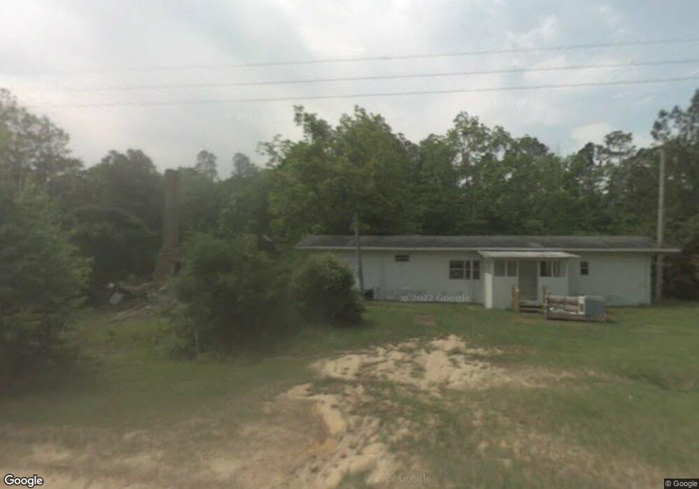 105 W 2nd Ave, Stillmore, GA 30464 - photo 1