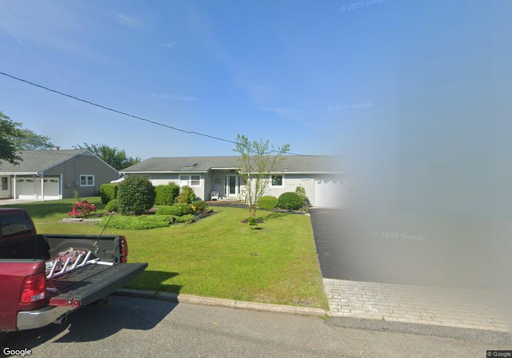 138 Sunset Dr, Sayville, NY 11782 - photo 1