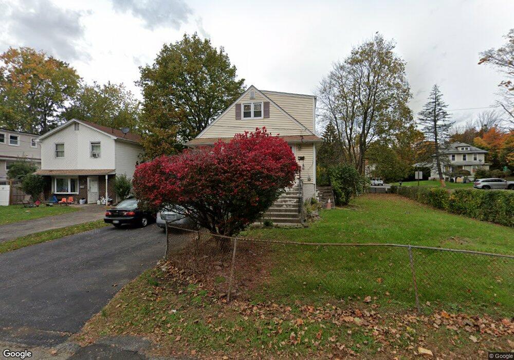 33 Orchard St, Spring Valley, NY 10977 - photo 1