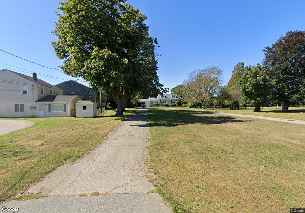 435 Turner Rd unit 2, Middletown, RI 02842 - photo 1