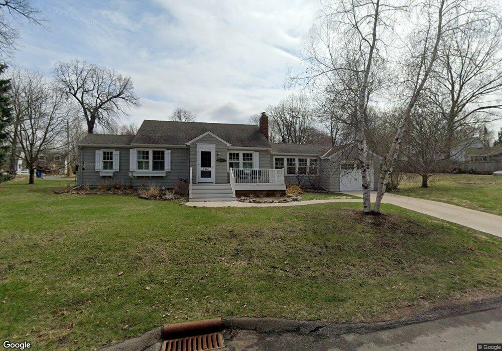 20600 Carson Rd, Excelsior, MN 55331 - photo 1