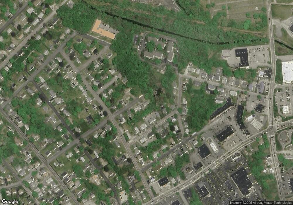 108 Upland Ave unit 1L, Webster, MA 01570 - photo 1