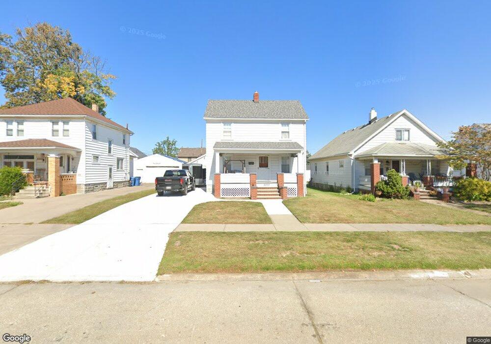 2237 E 32nd St, Lorain, OH 44055 - photo 1