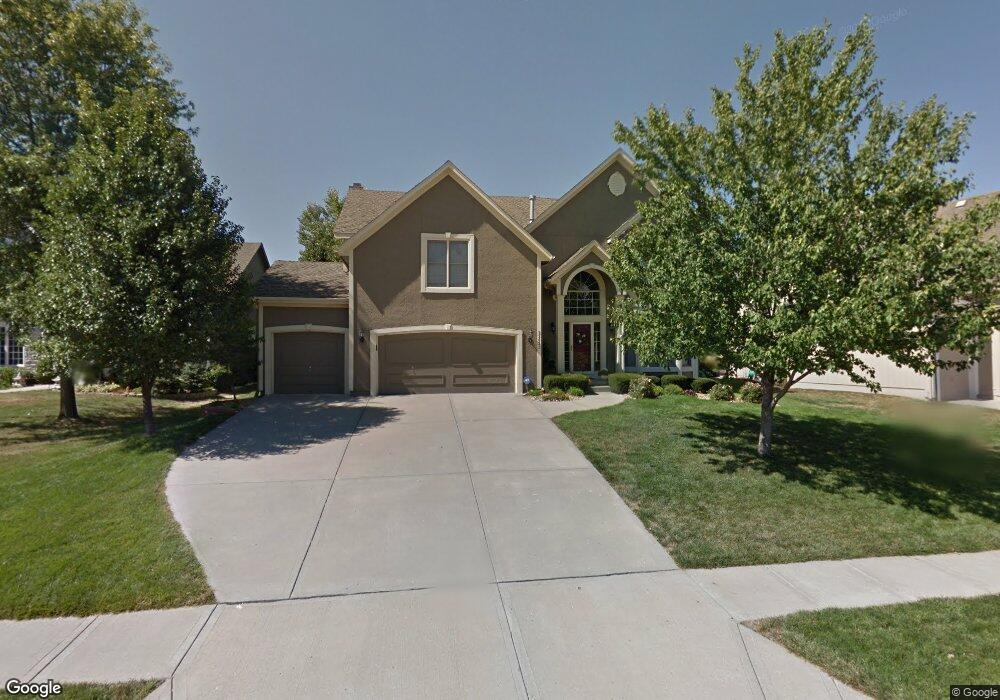 22623 W 46th Terrace, Shawnee, KS 66226 - photo 1