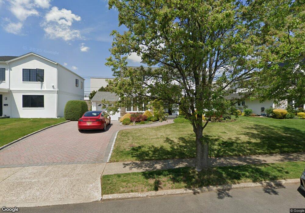 53 Joseph St, New Hyde Park, NY 11040 - photo 1