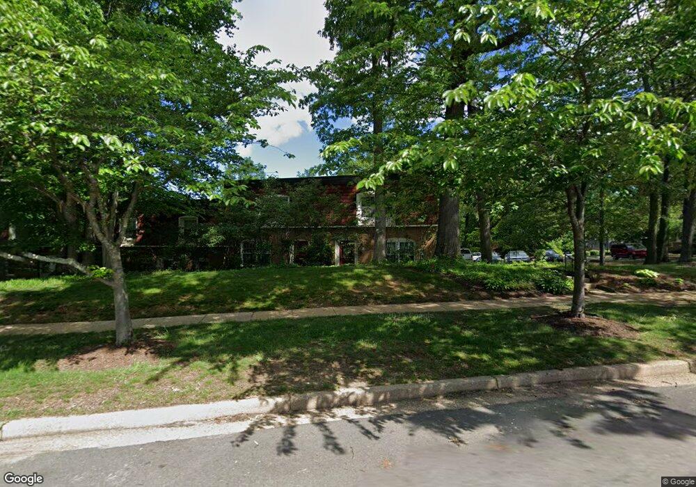 8229-L Kings Charter Ln, Springfield, VA 22152 - photo 1