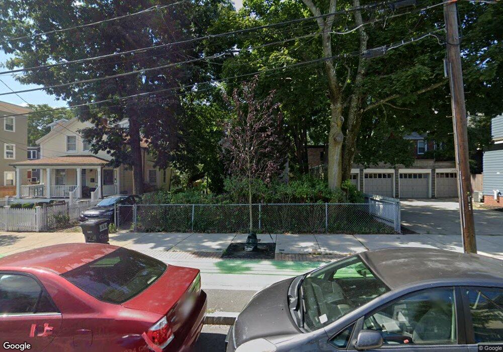 338 Beacon St, Somerville, MA 02143 - photo 1