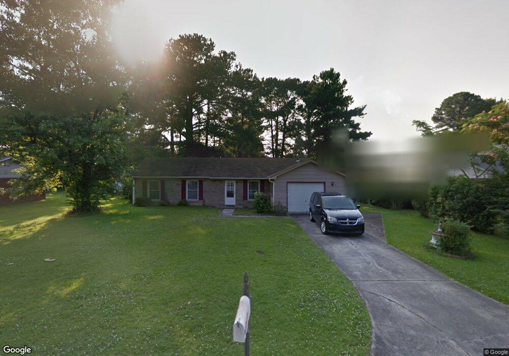 211 Greenbriar Dr, Jacksonville, NC 28546 - photo 1