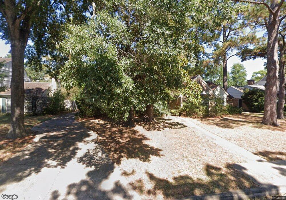 13822 Perthshire Rd, Houston, TX 77079 - photo 1