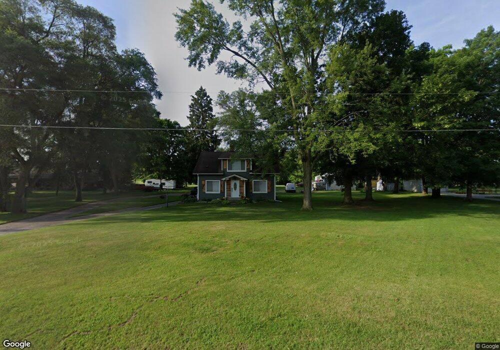 8438 E Coldwater Rd, Davison, MI 48423 - photo 1