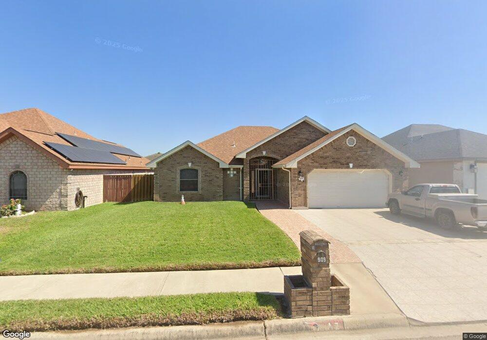 909 E Diaz Cir, Pharr, TX 78577 - photo 1
