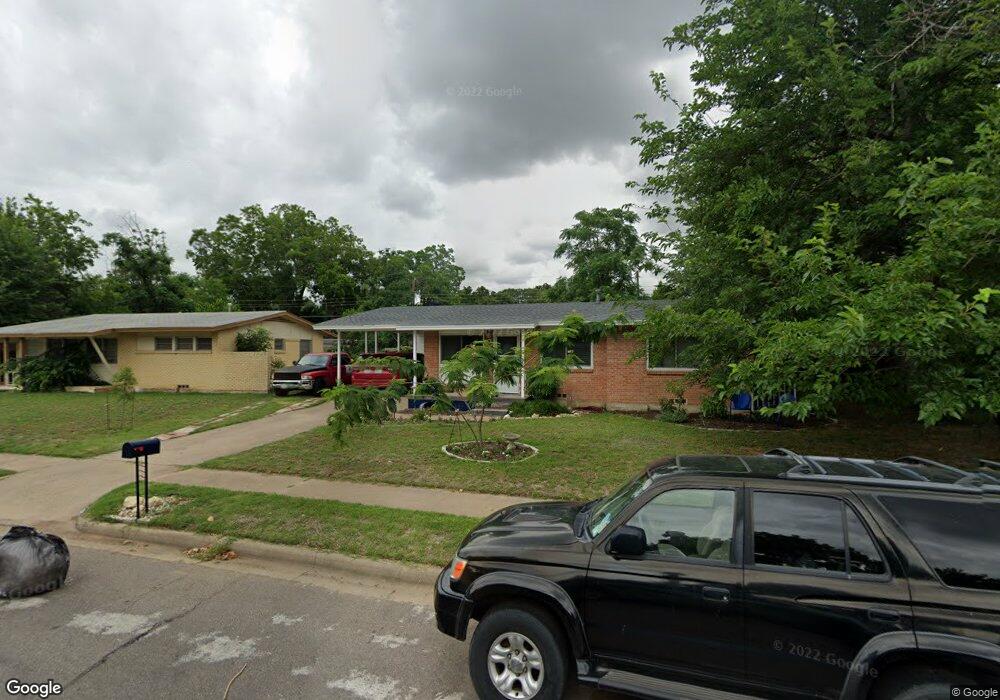 648 Pine St, Hurst, TX 76053 - photo 1