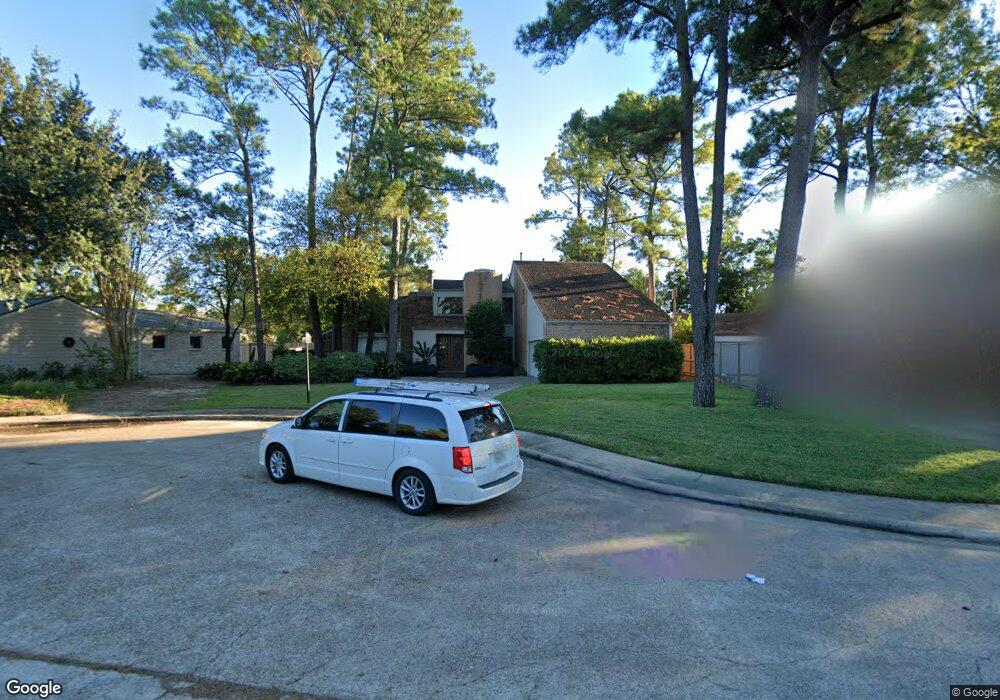 10307 Lynbrook Hollow St, Houston, TX 77042 - photo 1