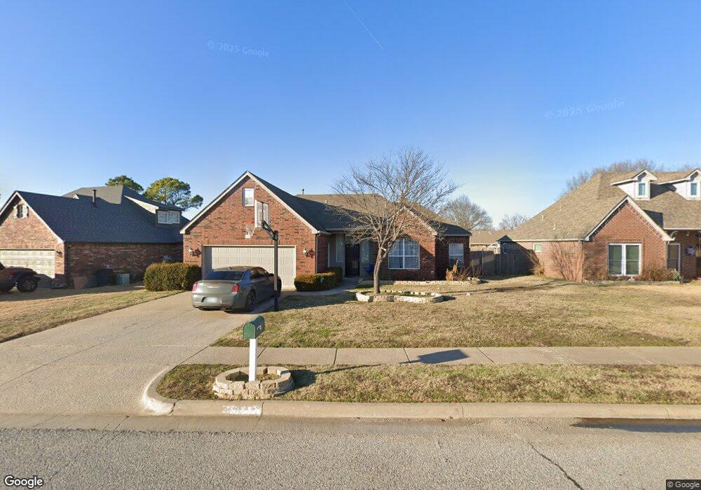 1019 E 146th St, Glenpool, OK 74033 - photo 1