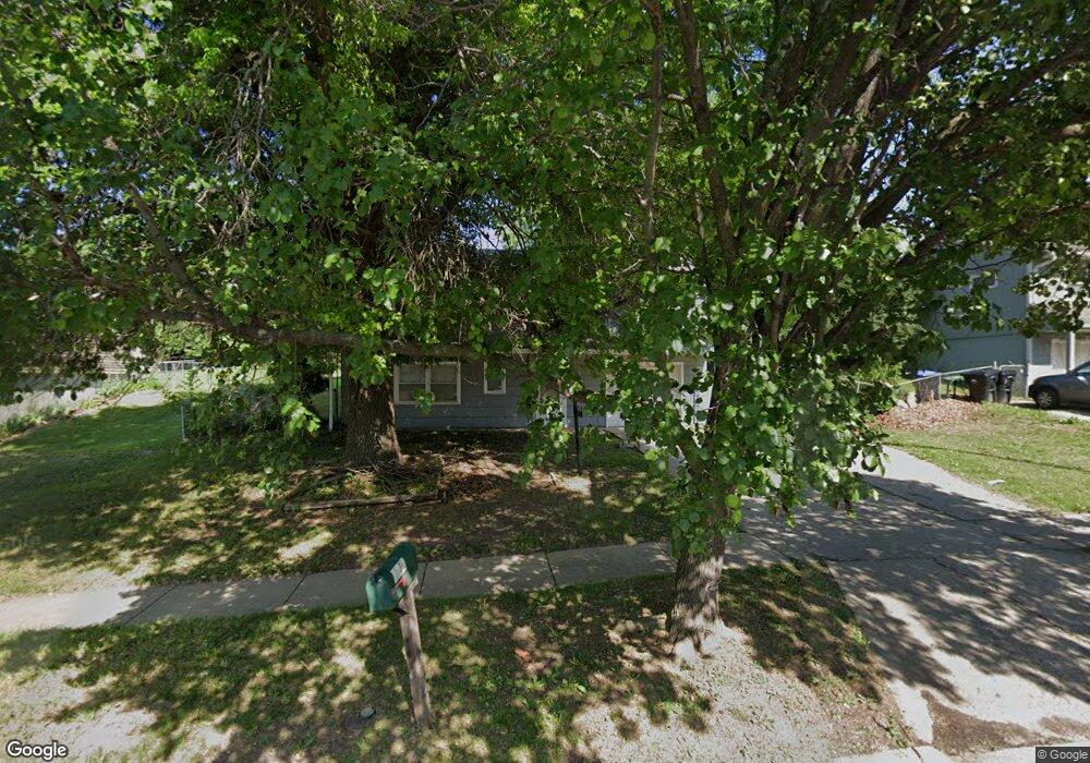 3714 S Humboldt St, Topeka, KS 66609 - photo 1