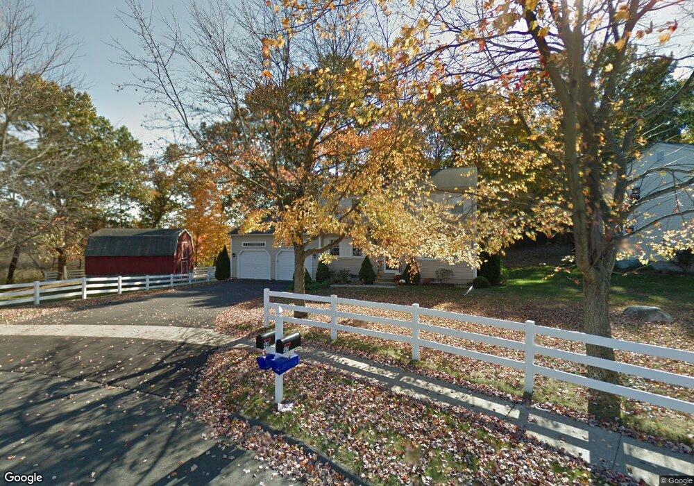 54 Addison Pond Rd, Glastonbury, CT 06033 - photo 1