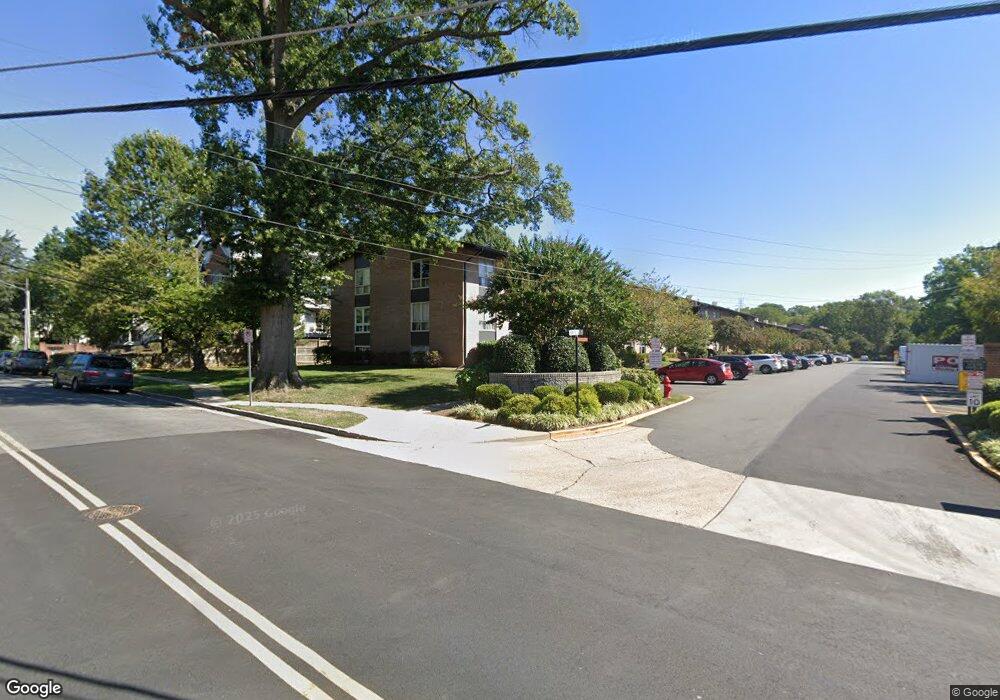 200 Park Terrace Ct SE, Vienna, VA 22180 - photo 1