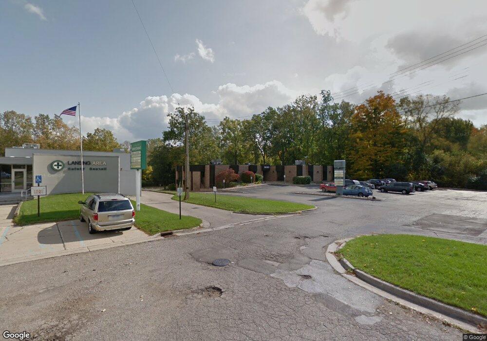 3333 S Pennsylvania Ave unit 4, Lansing, MI 48910 - photo 1