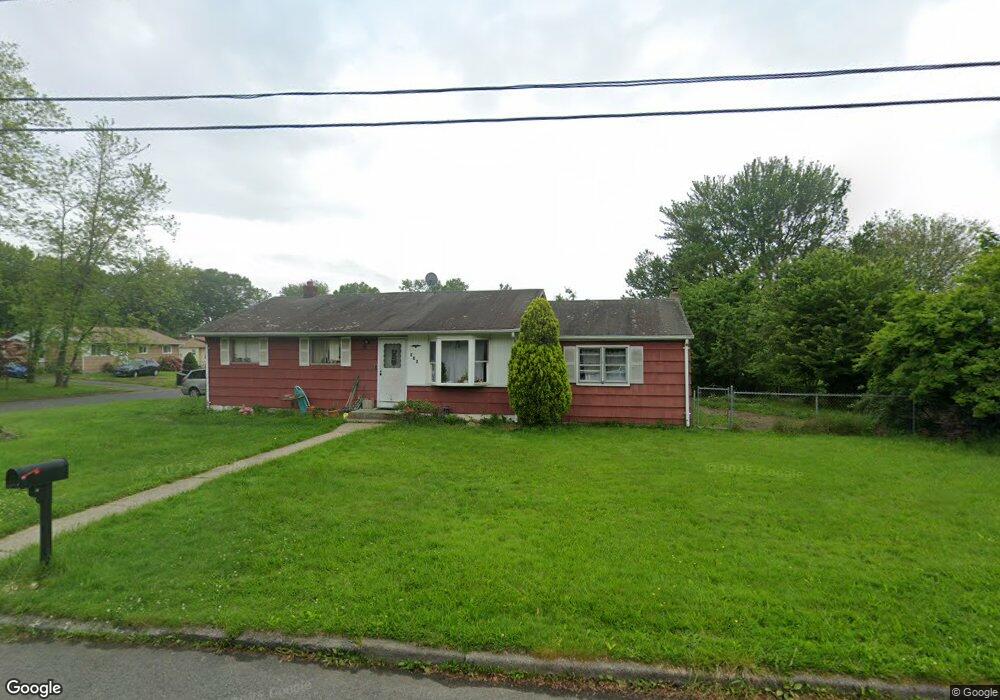 130 Cynthia Dr, West Haven, CT 06516 - photo 1