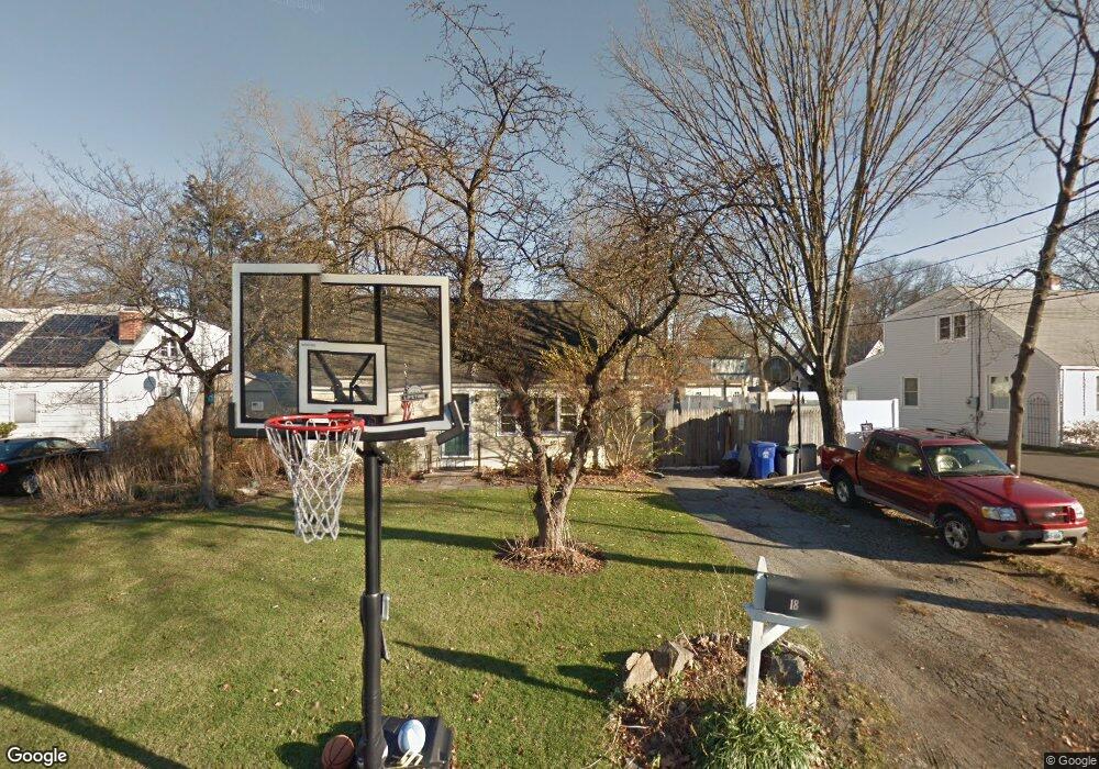 18 Hawthorne Dr, Norwalk, CT 06851 - photo 1