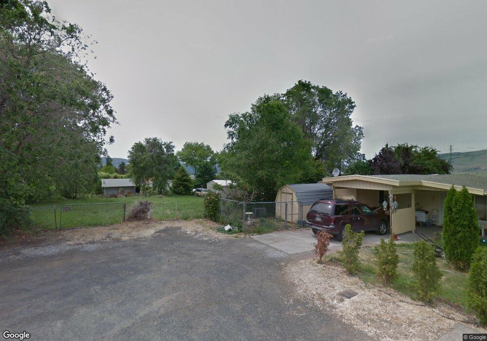 2315 E 11th St, the Dalles, OR 97058 - photo 1